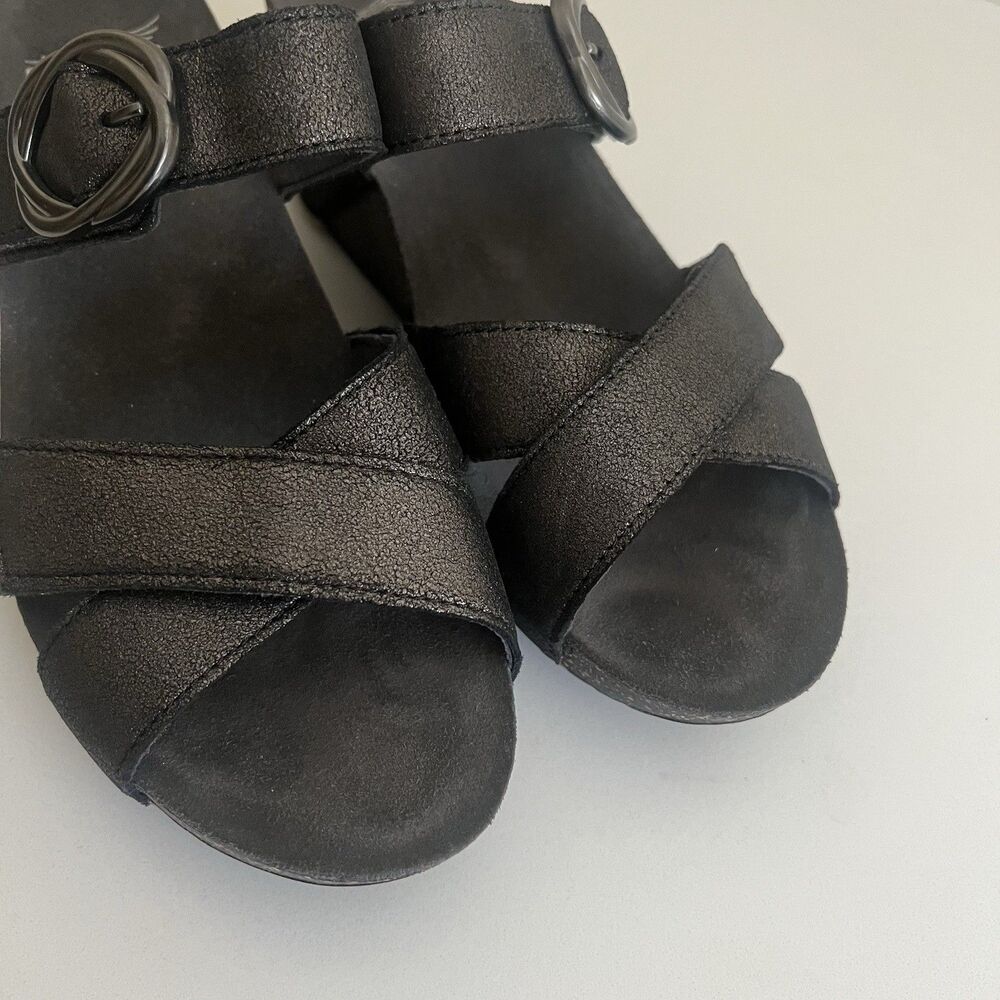 Dansko Women’s Susie Wedge Sandals Size 39 8.5/9 Leather Graphite Metallic Suede - Picture 3 of 9